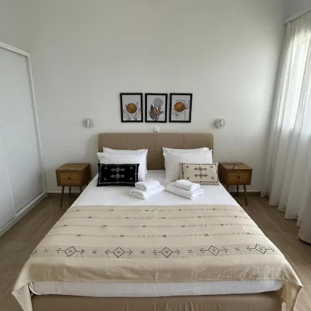 Emilia Appartement Ermoúpoli