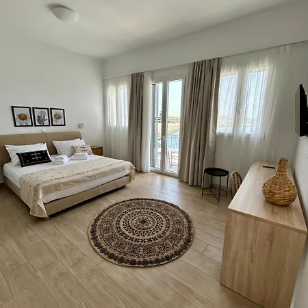 Emilia Apartment *